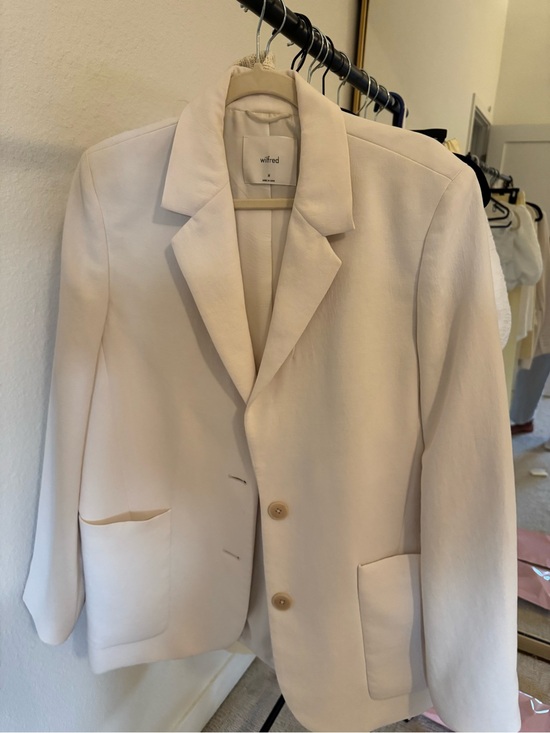 Aritzia Jackets & Blazers - Aritzia Wilfred Cream Single-Breasted Blazer